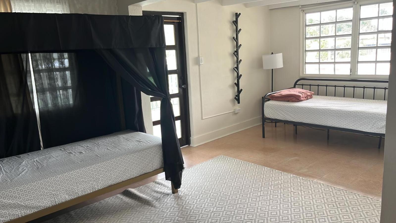 Habitación en casa particular Private In Duplex 4 Bath Fq Beds 1-3ppl San Juan